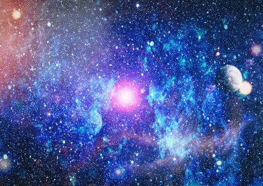 Derin uzay sanatı. Galaksiler, bulutsular ve evrendeki yıldızlar. Bu görüntünün elementleri NASA tarafından desteklenmektedir