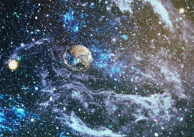 Uzayda ateşli bir patlama. Evrenin soyut çizimi. Bu görüntünün elementleri NASA tarafından desteklenmektedir