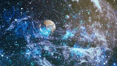 Güzel bulutsu, yıldızlar ve galaksiler. Nasa tarafından döşenmiş bu görüntü unsurları.