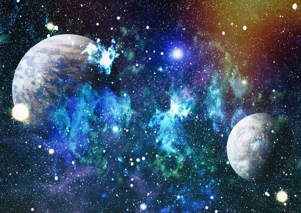 Derin uzay sanatı. Galaksiler, bulutsular ve evrendeki yıldızlar. Bu görüntünün elementleri NASA tarafından desteklenmektedir