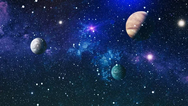 Uzaydaki gezegenler, yıldızlar ve galaksiler uzay keşiflerinin güzelliğini gösteriyor. NASA tarafından döşenmiş elementler