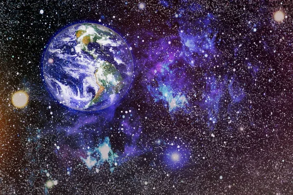 Dünya gezegeni. Doğu hemisphere. NASA tarafından döşenmiş bu görüntü öğelerini.