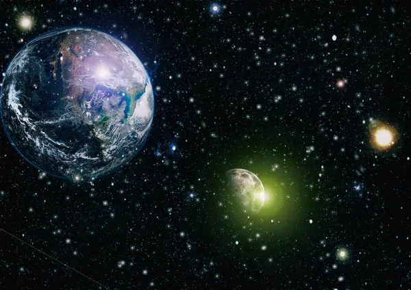 Dünya ve ay siyah bir zemin üzerine uzaydan. NASA tarafından döşenmiş öğeler dahil olmak üzere son derece ayrıntılı görüntü.