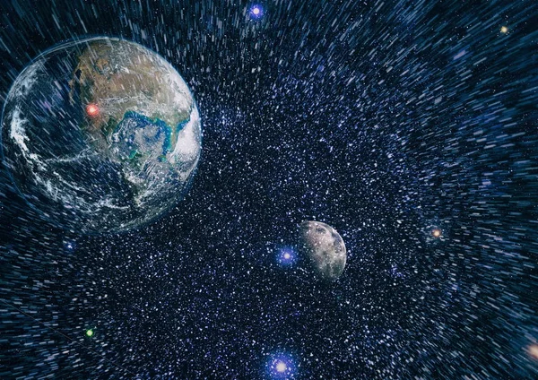 Dünya ve ay siyah bir zemin üzerine uzaydan. NASA tarafından döşenmiş öğeler dahil olmak üzere son derece ayrıntılı görüntü.