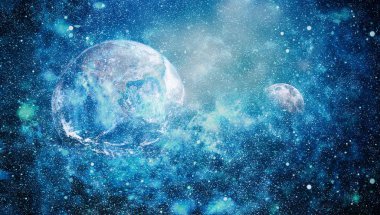 Dünya ve ay siyah bir zemin üzerine uzaydan. NASA tarafından döşenmiş öğeler dahil olmak üzere son derece ayrıntılı görüntü.