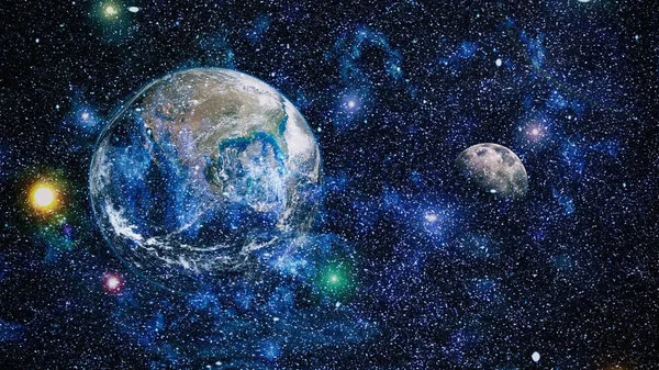 Dünya ve ay siyah bir zemin üzerine uzaydan. NASA tarafından döşenmiş öğeler dahil olmak üzere son derece ayrıntılı görüntü.