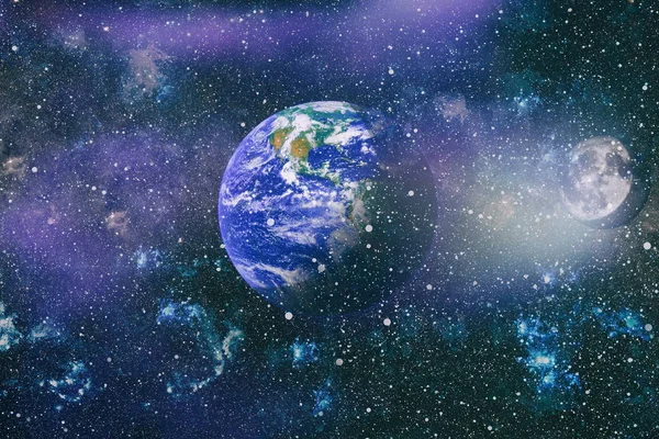 Dünya ve ay uzaydan görüntüleyin. NASA tarafından döşenmiş öğeler dahil olmak üzere son derece ayrıntılı görüntü.