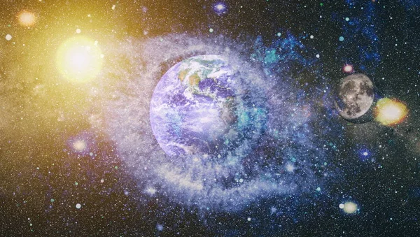 Dünya ve ay uzaydan görüntüleyin. NASA tarafından döşenmiş öğeler dahil olmak üzere son derece ayrıntılı görüntü.