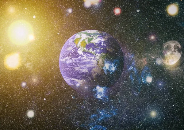 Dünya ve ay tutulması, Nasa tarafından döşenmiş öğeler dahil olmak üzere son derece ayrıntılı görüntü.