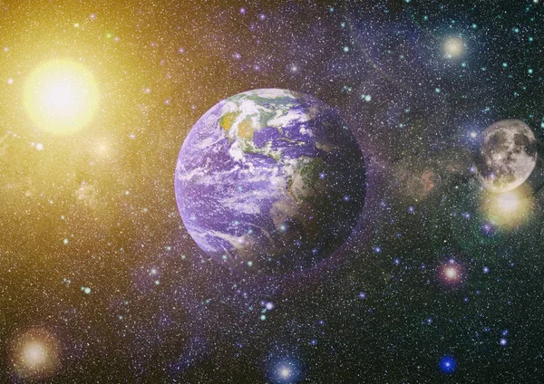 Dünya ve ay tutulması, Nasa tarafından döşenmiş öğeler dahil olmak üzere son derece ayrıntılı görüntü.