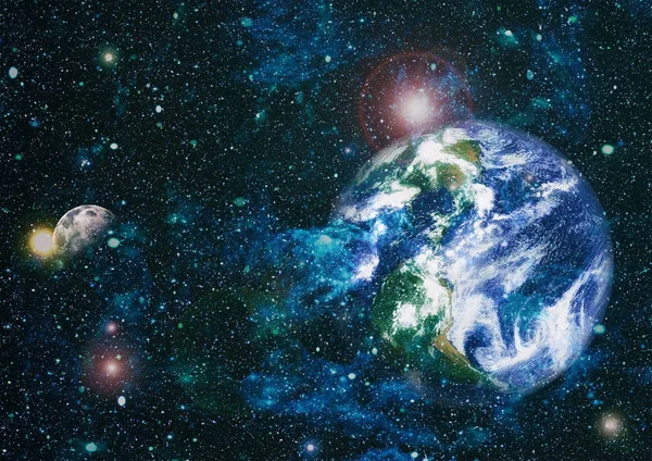 Dünya ve ay tutulması, Nasa tarafından döşenmiş öğeler dahil olmak üzere son derece ayrıntılı görüntü.