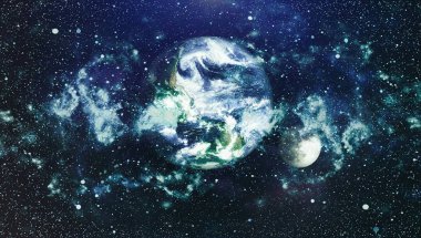 Dünya ve ay tutulması, Nasa tarafından döşenmiş öğeler dahil olmak üzere son derece ayrıntılı görüntü.