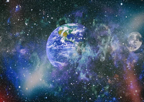 Dünya ve ay tutulması, Nasa tarafından döşenmiş öğeler dahil olmak üzere son derece ayrıntılı görüntü.