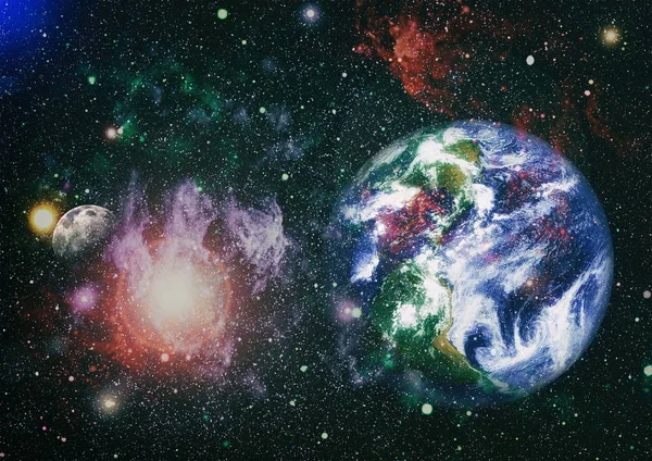 Dünya ve ay tutulması, Nasa tarafından döşenmiş öğeler dahil olmak üzere son derece ayrıntılı görüntü.