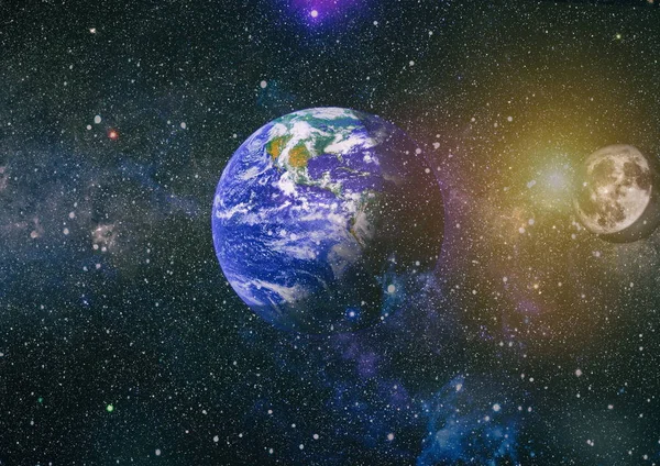 Dünya ve ay tutulması, Nasa tarafından döşenmiş öğeler dahil olmak üzere son derece ayrıntılı görüntü.