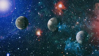 birçok ışık yılı uzakta dünya derin uzayda yıldız alanı. Bu görüntü nasa tarafından döşenmiş unsurları