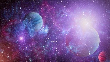 Uzayda ateşli bir patlama. Evrenin soyut çizimi. Bu görüntünün elementleri NASA tarafından desteklenmektedir