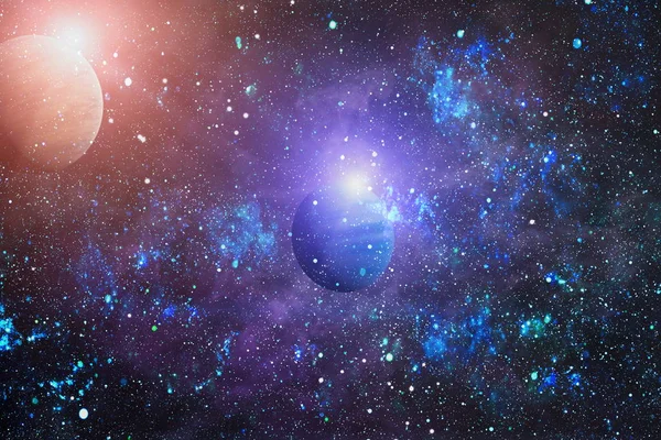 Uzayda ateşli bir patlama. Evrenin soyut çizimi. Bu görüntünün elementleri NASA tarafından desteklenmektedir