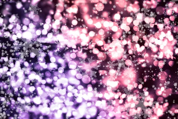 Різдвяний фон. Тонкі літаючі снігові пластівці та зірки на темно-синьому нічному тлі. Гарний зимовий срібний шаблон накладання сніжинки . — стокове фото