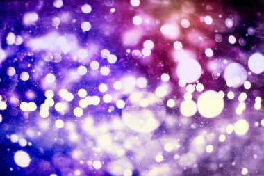 Doğal bokeh ve parlak altın ışıklarla renklendirici arka planı olan klasik Sihirli Arkaplan.