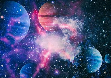 Uzaydaki gezegenler, yıldızlar ve galaksiler uzay keşiflerinin güzelliğini gösteriyor. NASA tarafından döşenmiş elementler