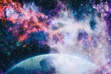 Patlama süpernovası. Parlak Yıldız Nebulası. Uzak galaksi. Soyut görüntü. Bu görüntünün elementleri NASA tarafından desteklenmektedir.