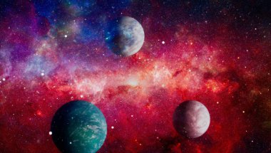 Uzayda ateşli bir patlama. Evrenin soyut çizimi. Bu görüntünün elementleri NASA tarafından desteklenmektedir