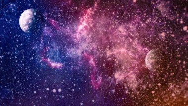 Bulutsusu ve evrendeki yıldızların açık yıldız kümesi. Güzel bulutsu, yıldızlar ve galaksiler. Nasa tarafından döşenmiş bu görüntü unsurları.
