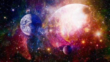 Parlak arkaplanda kozmik sis bulutları. Bu görüntünün elementleri NASA tarafından desteklenmektedir