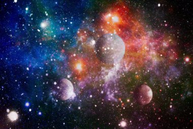 Parlak arkaplanda kozmik sis bulutları. Bu görüntünün elementleri NASA tarafından desteklenmektedir