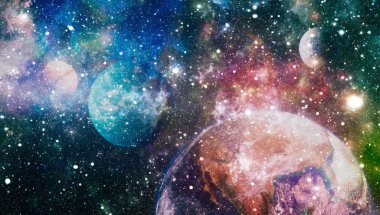 Fütürist soyut alan arkaplanı. Yıldızlı ve nebulalı gece gökyüzü. Bu görüntünün elementleri NASA tarafından desteklenmektedir