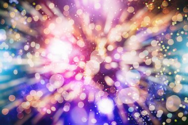 Doğal bokeh ve parlak altın ışık şenlikli arka plan. Vintage Magic arka plan ile renkli bokeh. Bahar yaz yılbaşı yeni yıl disko parti arka plan.