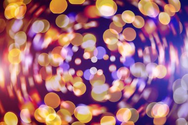 Doğal bokeh ve parlak altın ışık şenlikli arka plan. Vintage Magic arka plan ile renkli bokeh. Bahar yaz yılbaşı yeni yıl disko parti arka plan.