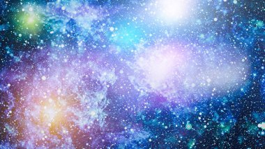 Panoramik derin uzaya arıyorum. Karanlık gece gökyüzüne yıldızlarla dolu. Uzayda Bulutsusu.