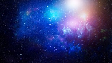 Uzayda bir yerde harika güzel bulutsu. Renkli alanı