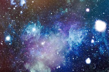 Uzayda bir yerde harika güzel bulutsu. Renkli alanı