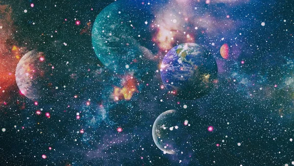 Aarde in de ruimte-collage. Aarde en melkwegstelsels in de ruimte. Science fiction art. Aarde planeet in Melkweg gebruiken voor wetenschap ontwerp fantasy — Stockfoto