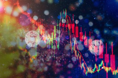 İş grafik arka planı: analiz iş muhasebe bilgi levhalar üzerinde. İşadamı el altın piyasa, Forex piyasası ve ticaret pazarı için yatırım grafikleri analiz üzerinde çalışma.