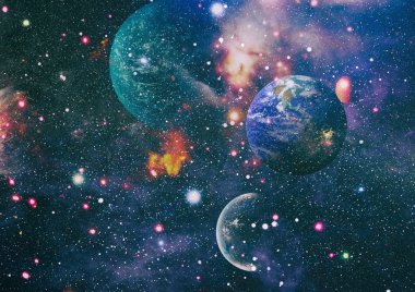 Uzaydaki gezegenler, yıldızlar ve galaksiler uzay keşiflerinin güzelliğini gösteriyor. NASA tarafından döşenmiş elementler