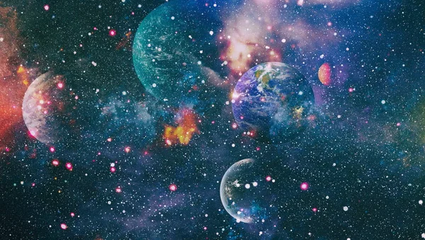 Parlak yıldız bulutsu. Uzak galaksi. Soyut resim. Nasa tarafından döşenmiş bu görüntü unsurları. — Stok fotoğraf