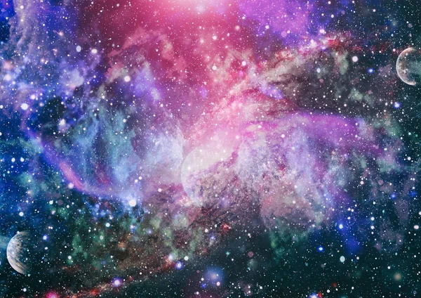 Galaxisok, a nebulas és a csillagok az univerzumban, felhők, köd, fényes színes háttérrel. Ez a kép a Nasa berendezett elemei — Stock Fotó