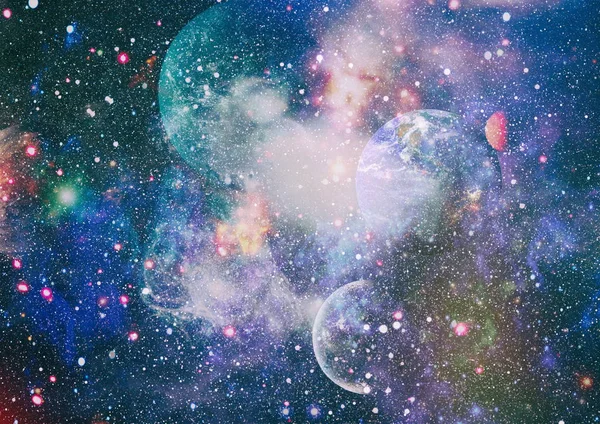 Galaxii, nebuloase și stele în univers, nori de ceață pe fundaluri colorate strălucitoare. Elemente ale acestei imagini furnizate de NASA — Fotografie, imagine de stoc
