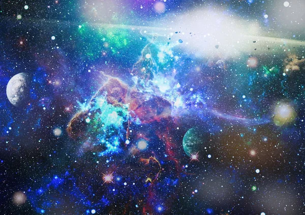 Галактики, nebulas і зірки у Всесвіті, хмари туману на яскраві барвистих фонів. Елементи цього зображенні мебльовані НАСА — стокове фото