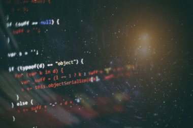 Web sitesi geliştirme için editör HTML5. Dizüstü ekran closeup fotoğraf web sitesi HTML kodu.