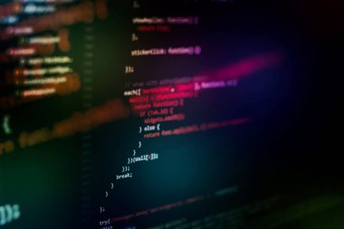 Dizüstü bilgisayarda Web programlama fonksiyonları. Bu iş. Python kod bilgisayar ekranı.