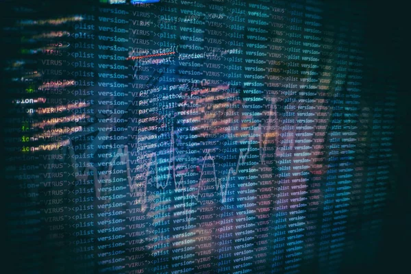 Web sitesi geliştirme için editör HTML5. Dizüstü ekran closeup fotoğraf web sitesi HTML kodu.