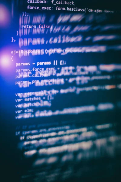 Proje yöneticileri yeni bir fikir üzerinde çalışıyorlar. WWW yazılım geliştirme. Mobil uygulama geliştiricisi. Yenilikçi başlangıç projesi. Web sitesi programlama kodu. IT işi.