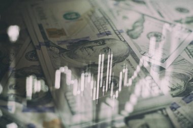 Market Analyze dahil bir monitör de dahil olmak üzere finansal veriler. Çubuk grafikler, diyagramlar, finansal rakamlar. Forex grafiği.