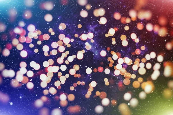Defocused 황금 빛으로 빛 축제 배경 크리스마스, 휴일, 새 해 파티에 대 한 추상화 — 스톡 사진