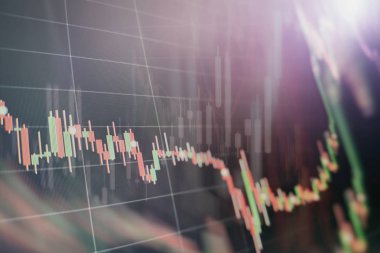 Kârın özet grafik analizi. Toplantıdaki iş planı ve performansı görmek için finansal rakamları analiz etmek